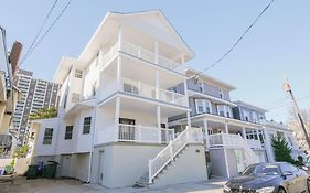 112 s Bartram Ave #c Atlantic City nj 08401